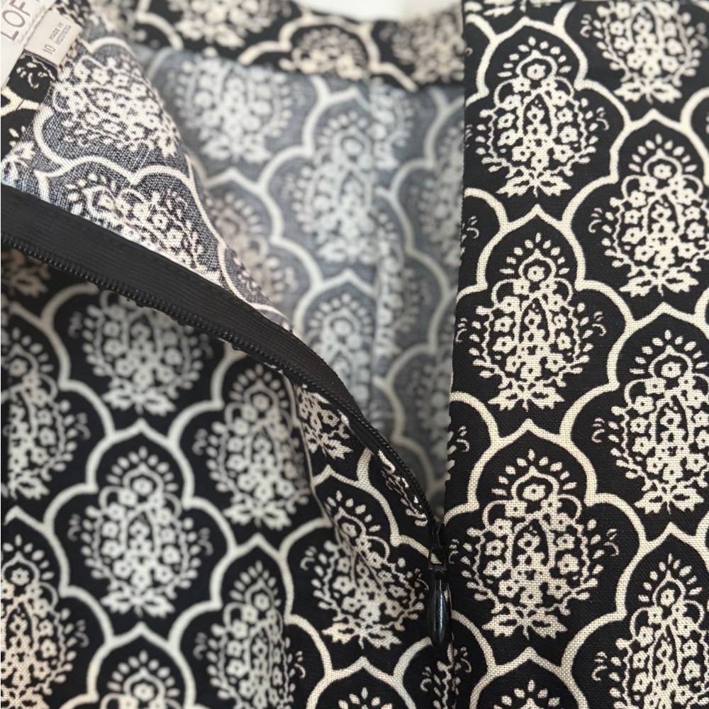 NWOT Loft Black & Cream Boho Style Mini Career Skirt Size 10 - Picture 4 of 7